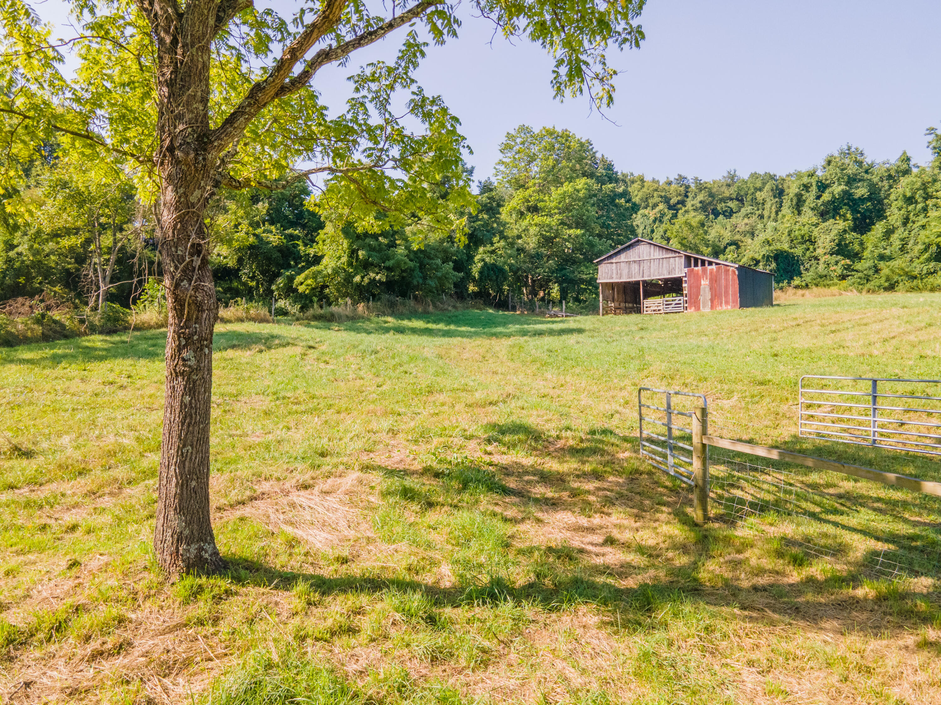 7950 Conner Road Northeast Copper Hill, VA 24079 - Photo 2 of 39 a view of an ocean and beach