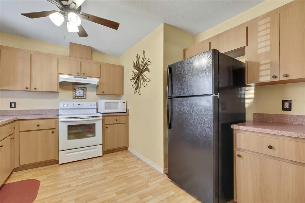 7499 Wabash Trail Spring Hill, FL 34606 - Photo 9 of 37 Gallery Image 9