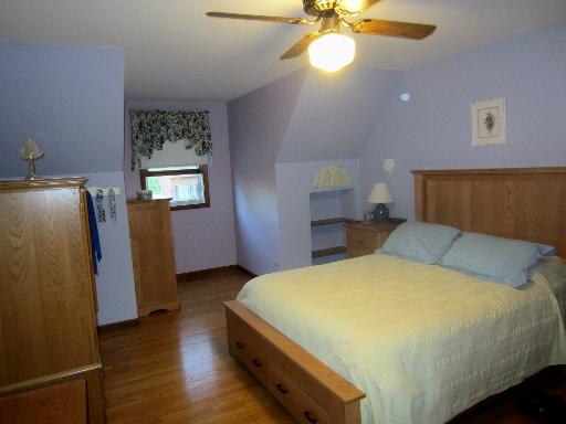 557 Glen Garry Road Cary, IL 60013 - Photo 11 of 16