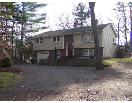 13 Kenney Road Middleton, MA 01949 - Photo 1 of 8 Gallery Image 1