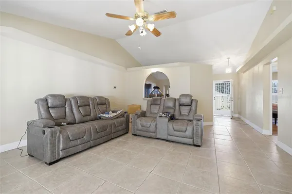 $319,900 | 4254 Worthington Place, Mascotte, FL 34753