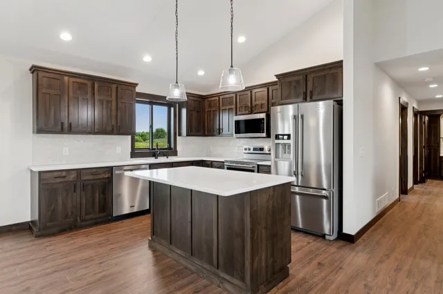 $429,900 | 1635 75th Avenue, Hammond, WI 54015