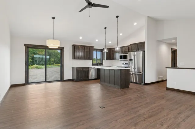 $429,900 | 1635 75th Avenue, Hammond, WI 54015