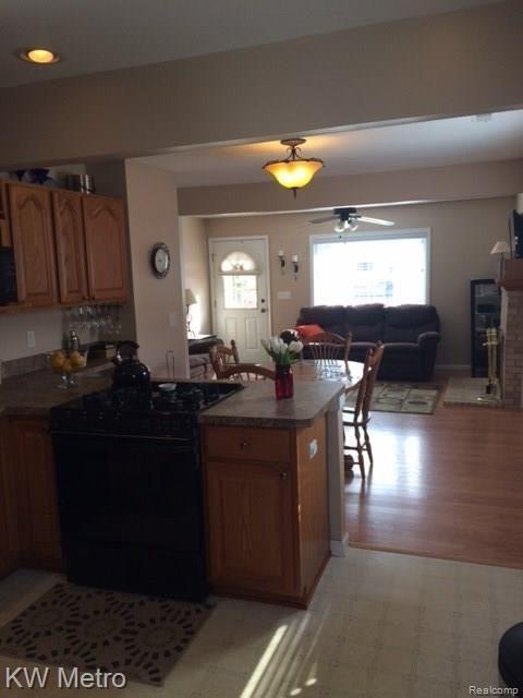 465 Roth Boulevard Clawson, MI 48017 - Photo 6 of 13