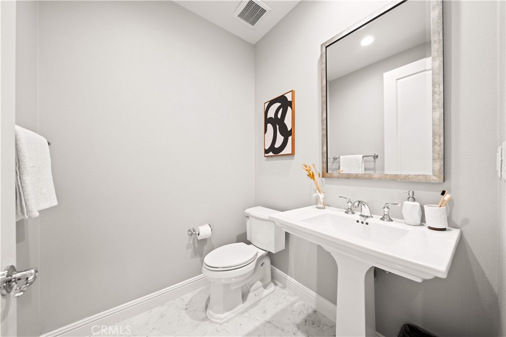 212 Clear Falls Irvine, CA 92602 - Photo 29 of 75