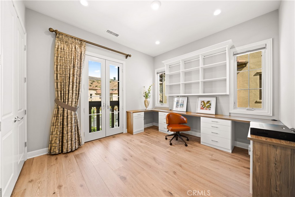 212 Clear Falls Irvine, CA 92602 - Photo 49 of 75