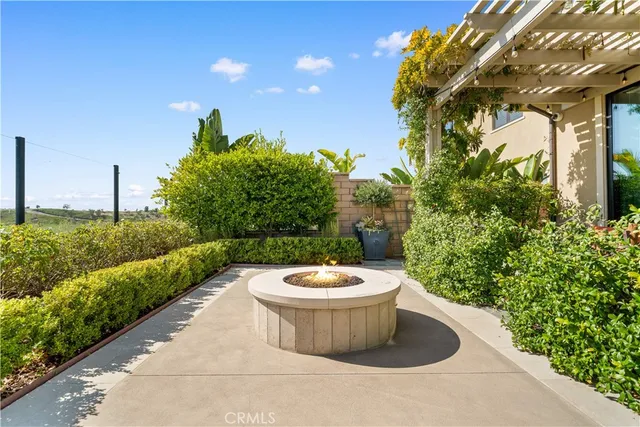$6,728,000 | 212 Clear Falls, Irvine, CA 92602