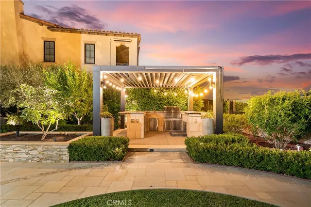 $6,728,000 | 212 Clear Falls, Irvine, CA 92602