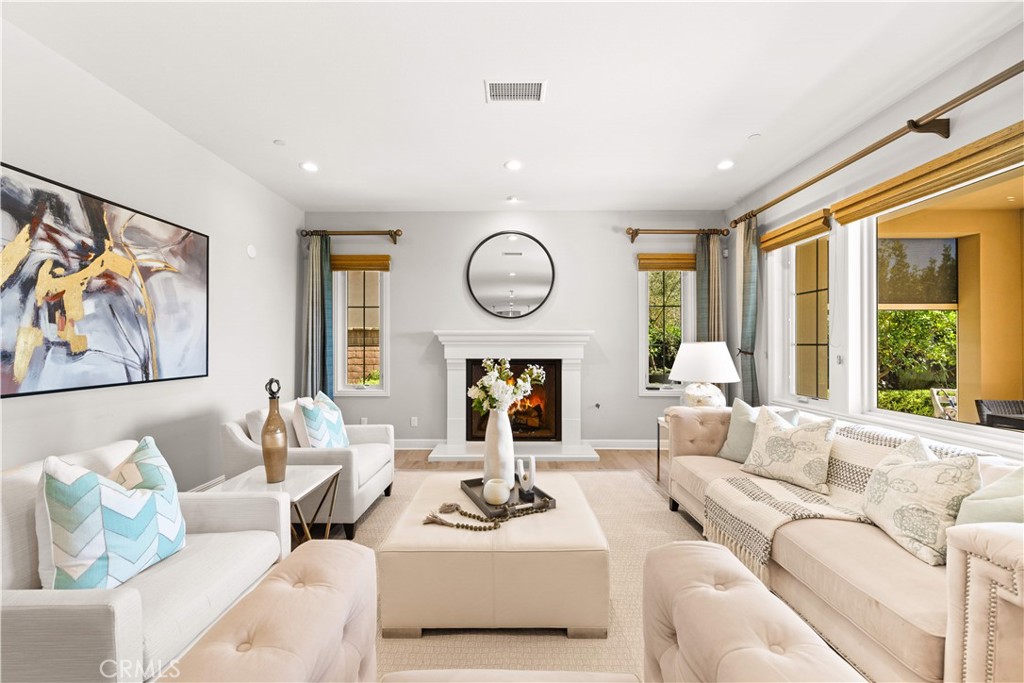 212 Clear Falls Irvine, CA 92602 - Photo 8 of 75