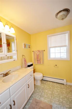 148 Island Road Lunenburg, MA 01462 - Photo 17 of 20