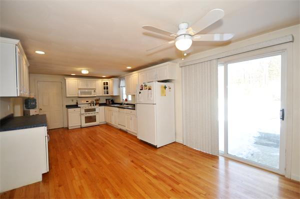 148 Island Road Lunenburg, MA 01462 - Photo 8 of 20