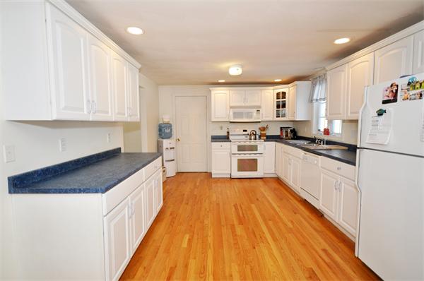 148 Island Road Lunenburg, MA 01462 - Photo 9 of 20