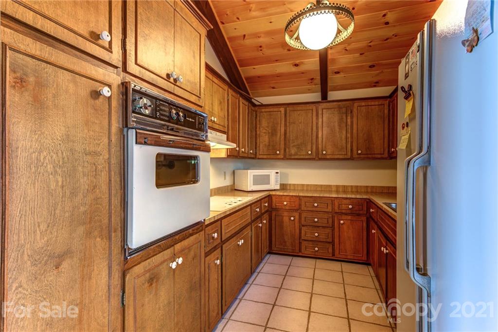135 Hornbeam Road Boone, NC 28607 - Photo 14 of 32 Gallery Image 14
