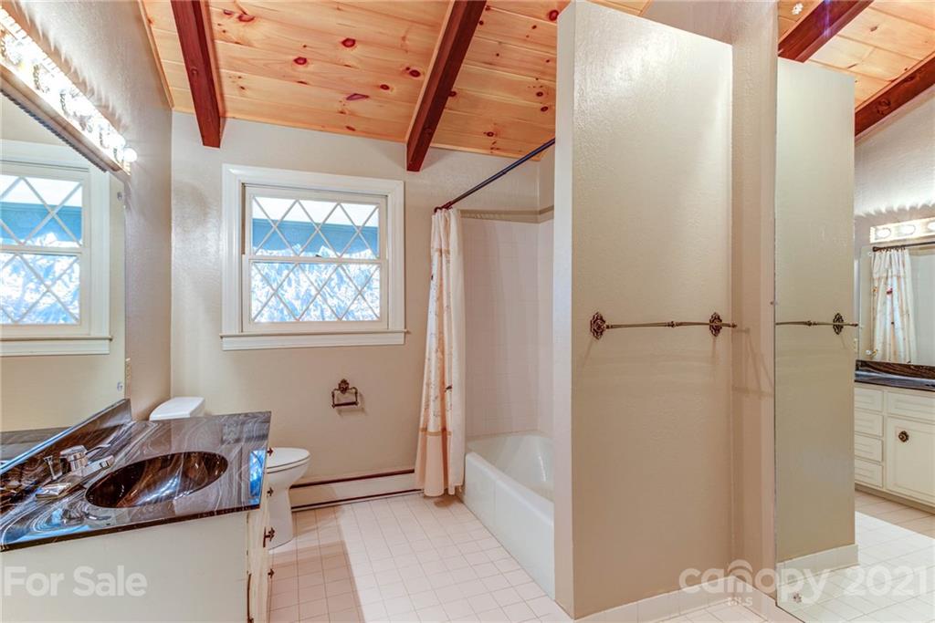 135 Hornbeam Road Boone, NC 28607 - Photo 19 of 32 Gallery Image 19