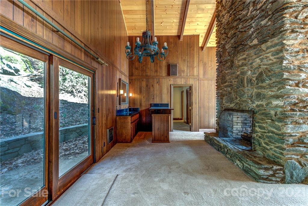 135 Hornbeam Road Boone, NC 28607 - Photo 5 of 32 Gallery Image 5