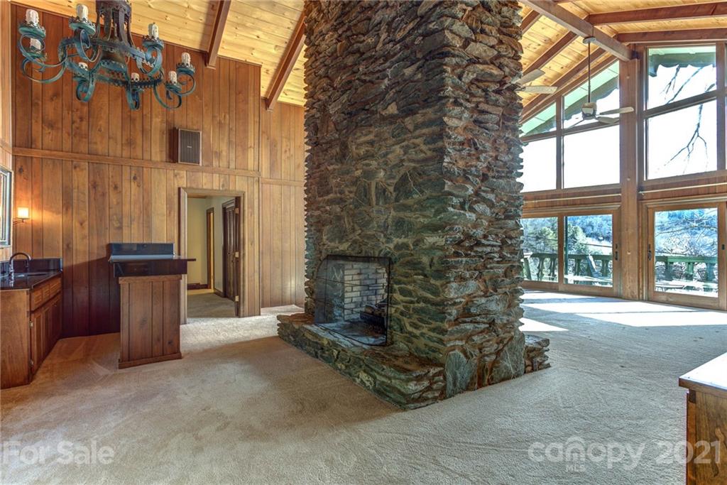135 Hornbeam Road Boone, NC 28607 - Photo 6 of 32 Gallery Image 6