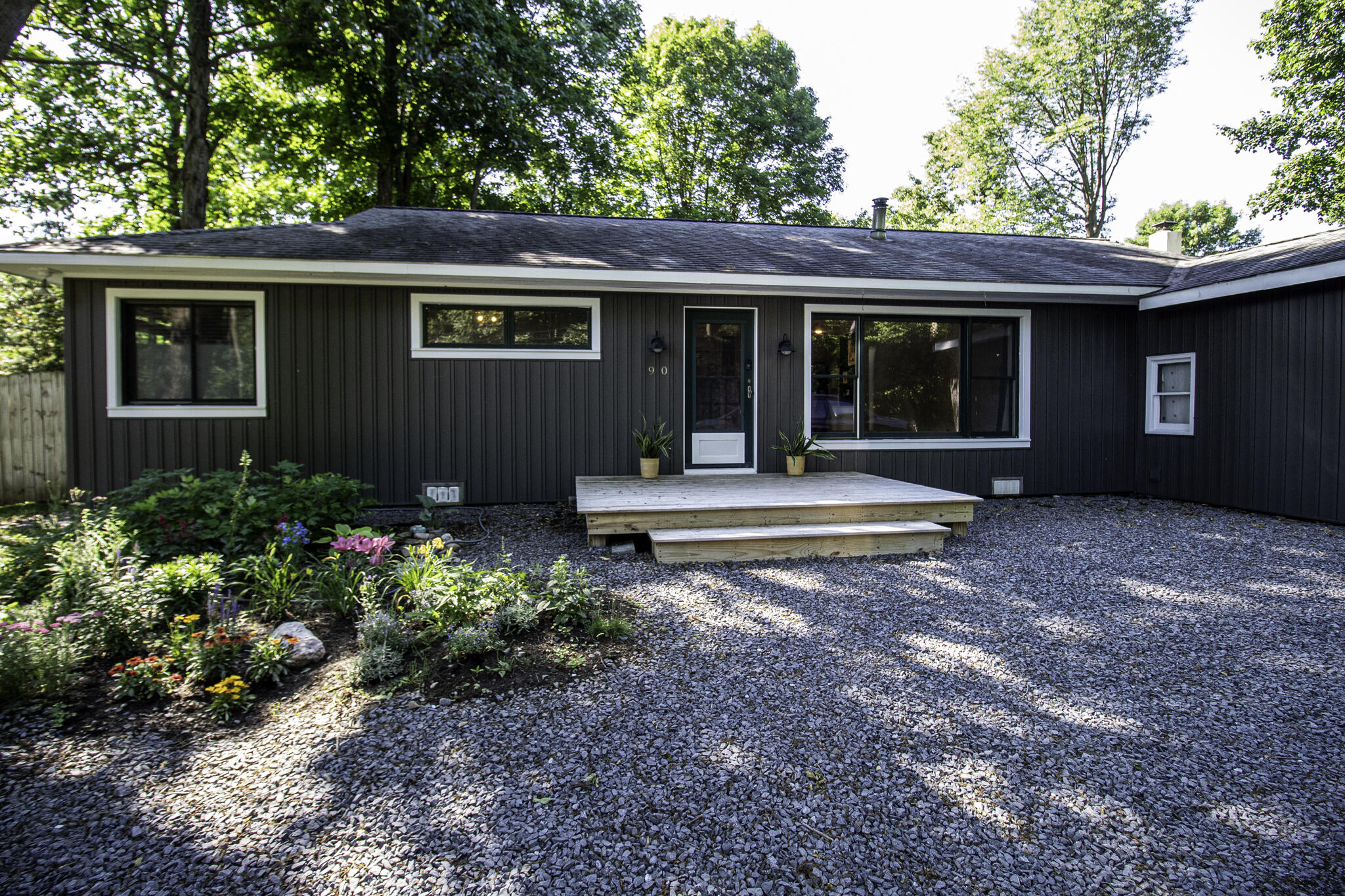 90 Algonquin Park Road Plattsburgh, NY 12901 - Photo 5 of 29 Gallery Image 5