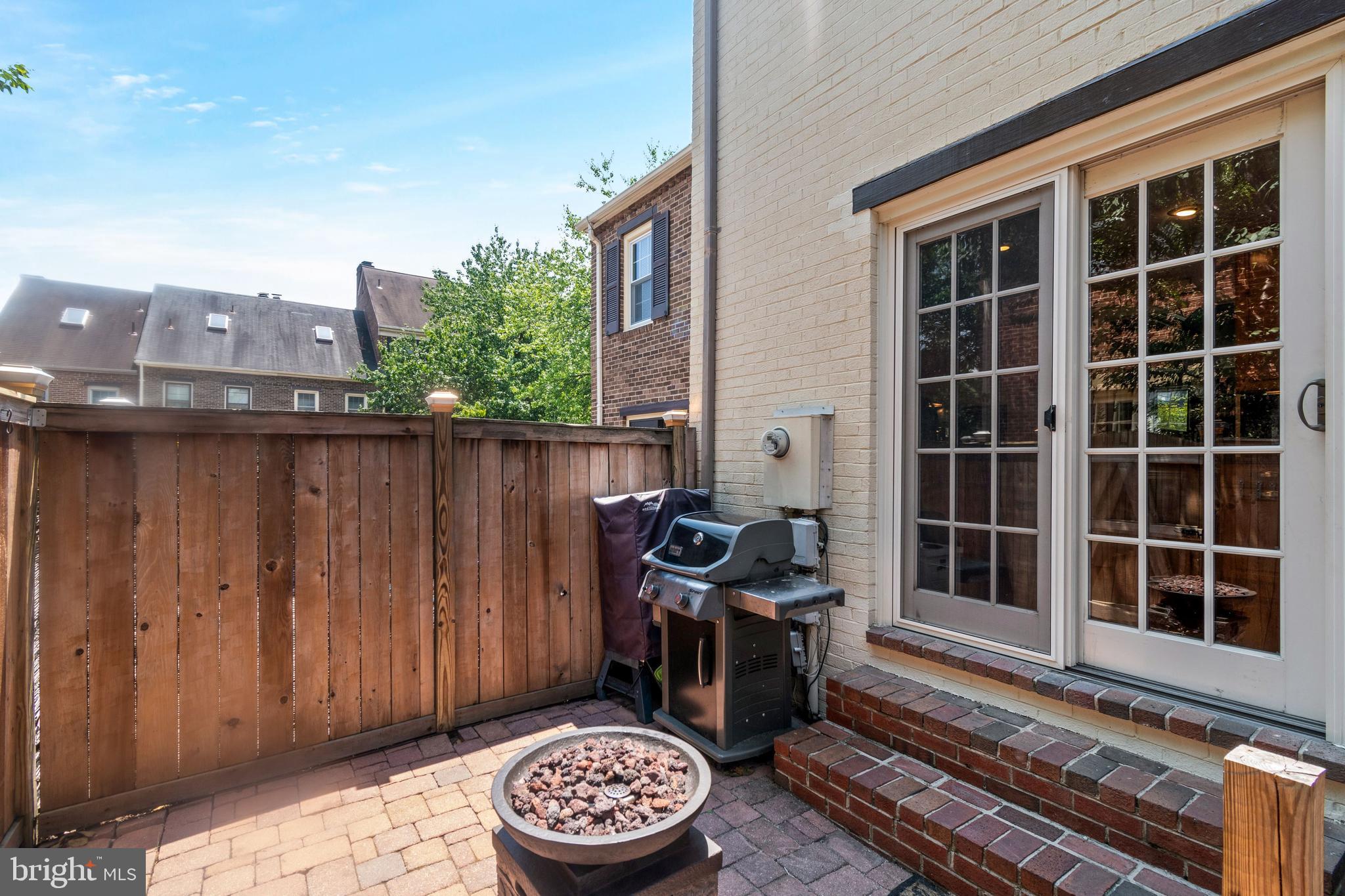 1203 Portner Road Alexandria, VA 22314 - Photo 16 of 40 Patio with Privacy Fence