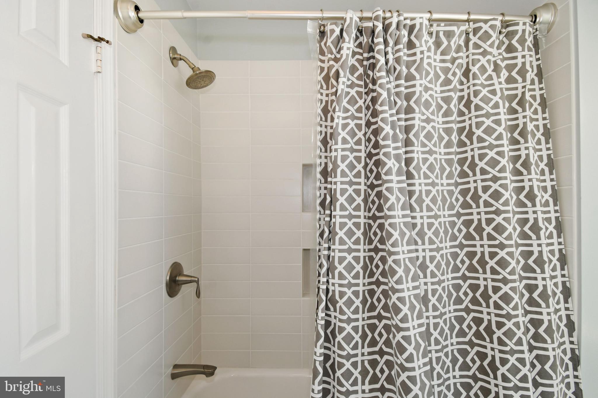 1203 Portner Road Alexandria, VA 22314 - Photo 31 of 40 Second Master Bath