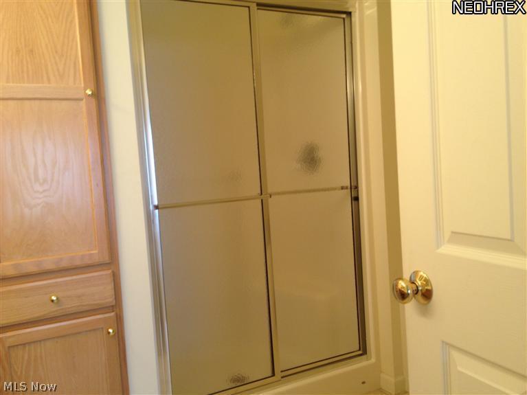 5645 Clingan Road, Unit 21D Struthers, OH 44471 - Photo 11 of 19 Gallery Image 11