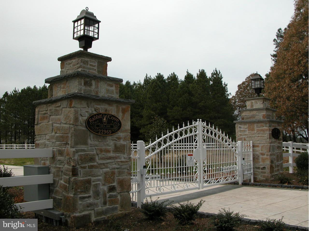 22969 Rabbit Cove Road Wittman, MD 21676 - Photo 12 of 30 Front entrance