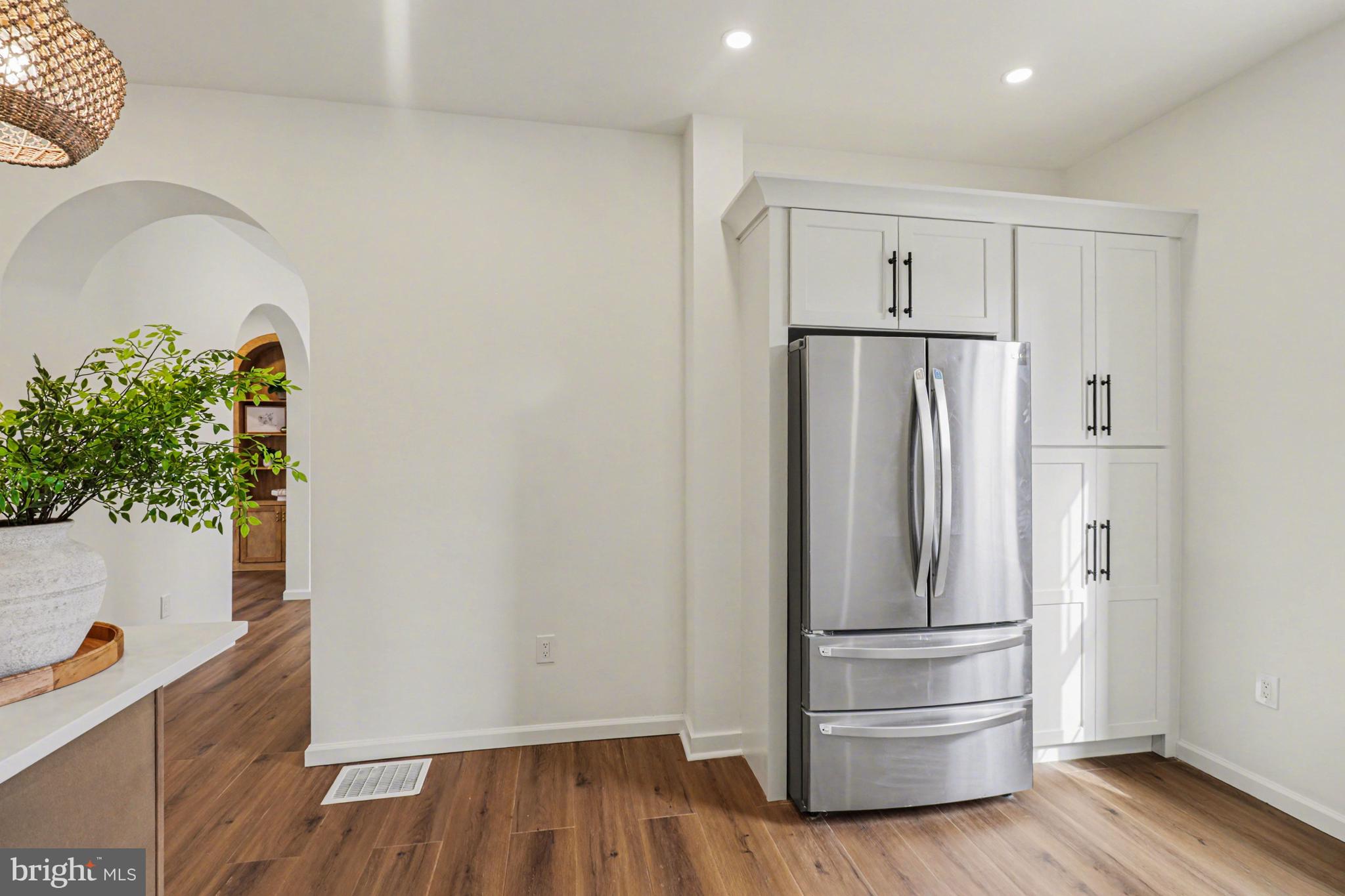 1006 Colebrook Road Lebanon, PA 17042 - Photo 13 of 41 a view of kitchen with wooden floor and electronic appliances