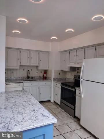 $2,400 | 10810 Campaign Court, Manassas, VA 20109