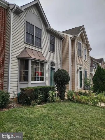 $2,400 | 10810 Campaign Court, Manassas, VA 20109