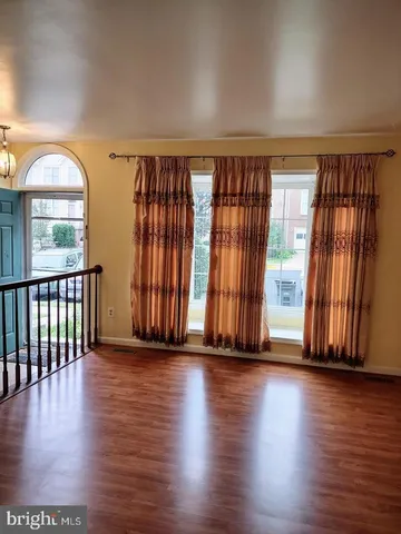 $2,400 | 10810 Campaign Court, Manassas, VA 20109