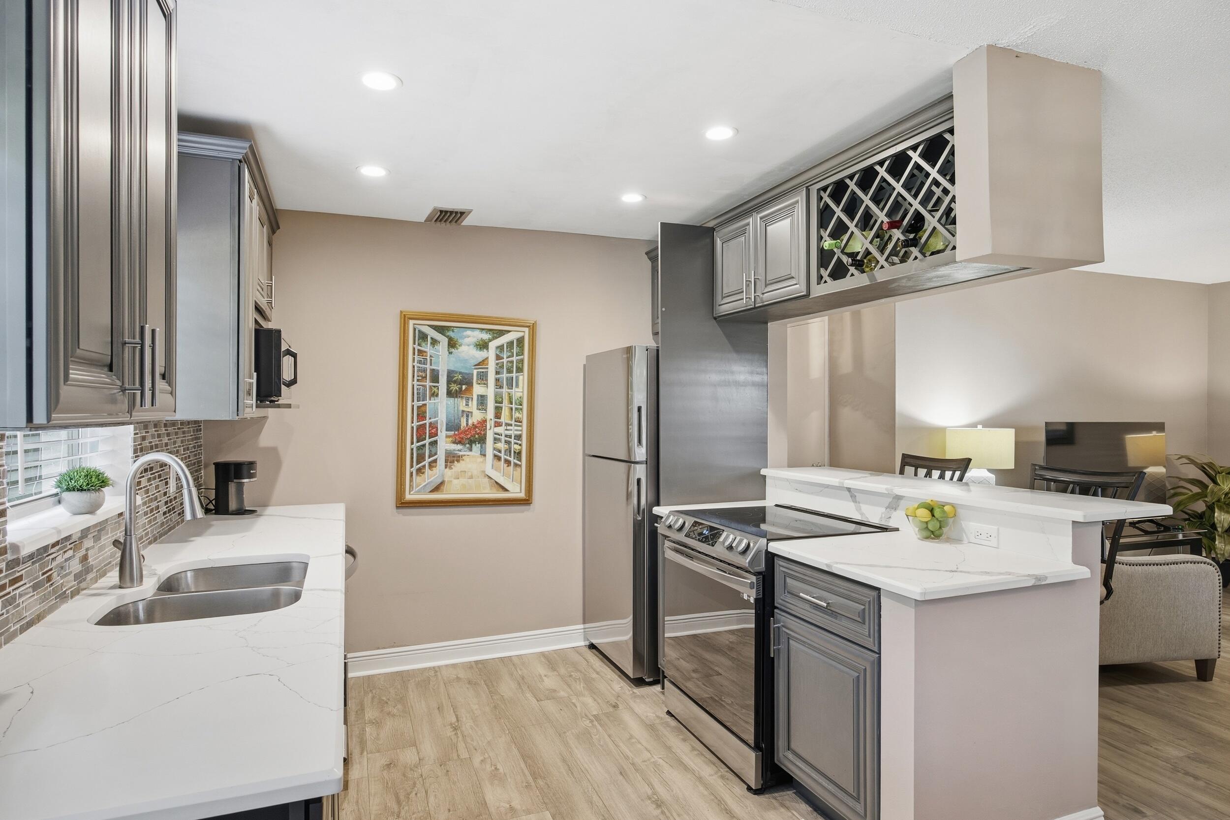 2929 Southeast Ocean Boulevard, Unit 1035 Stuart, FL 34996 - Photo 12 of 37 Kitchen