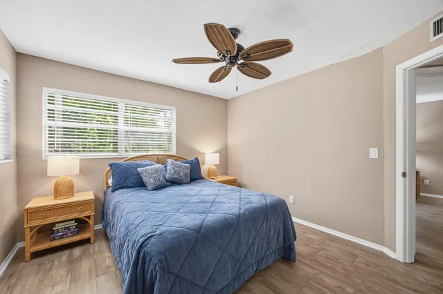 $158,000 | 2929 Southeast Ocean Boulevard, Unit 1035, Stuart, FL 34996