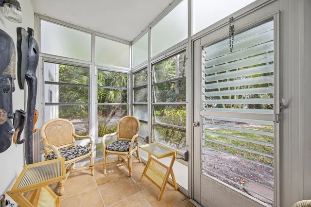 $158,000 | 2929 Southeast Ocean Boulevard, Unit 1035, Stuart, FL 34996