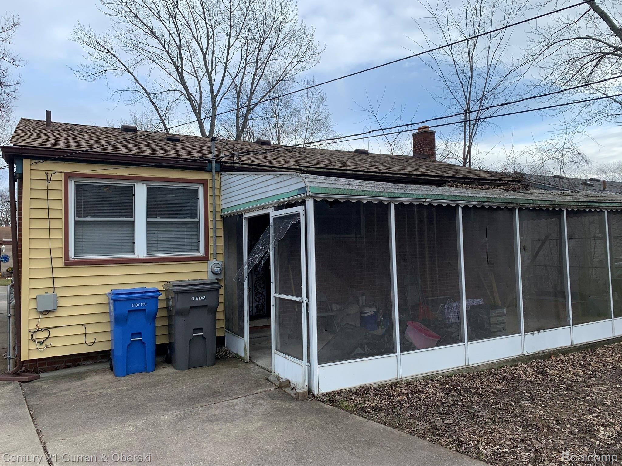 714 Western Street Inkster, MI 48141 - Photo 19 of 19 IMG_3882.JPEG