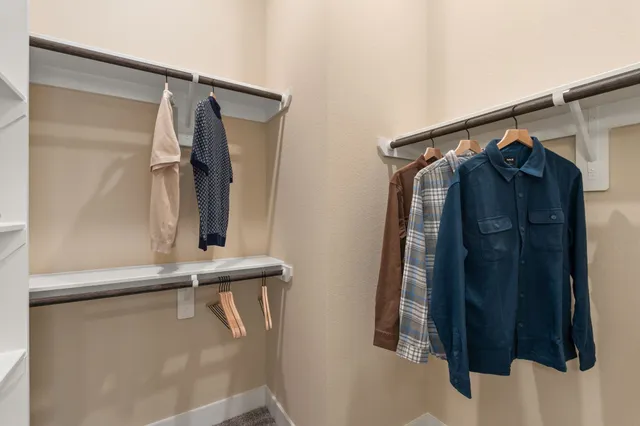 a view of walk in closet