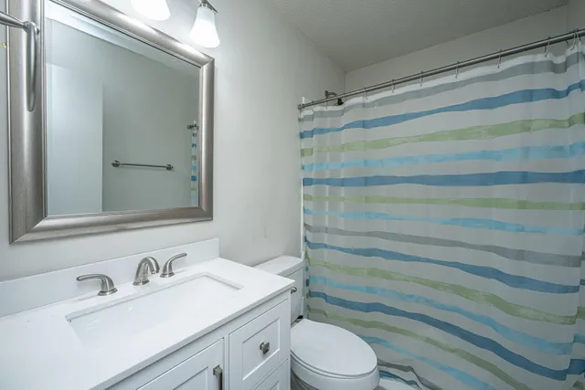 $225,000 | 306 Crestview Drive, Unit C, Summerville, SC 29485