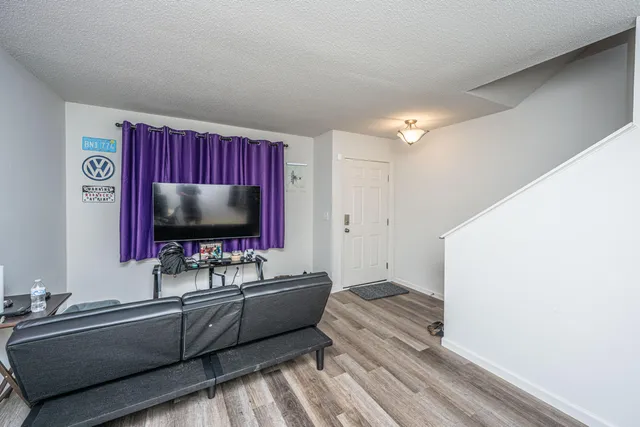 $225,000 | 306 Crestview Drive, Unit C, Summerville, SC 29485