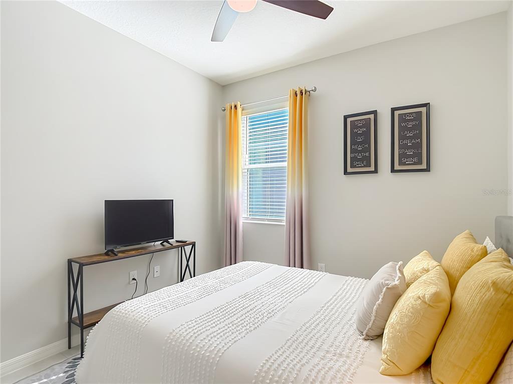 9526 Clarkwild Place Seffner, FL 33584 - Photo 28 of 47