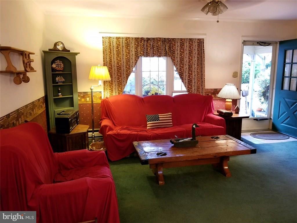 112 Captain Road Manahawkin, NJ 08050 - Photo 3 of 11