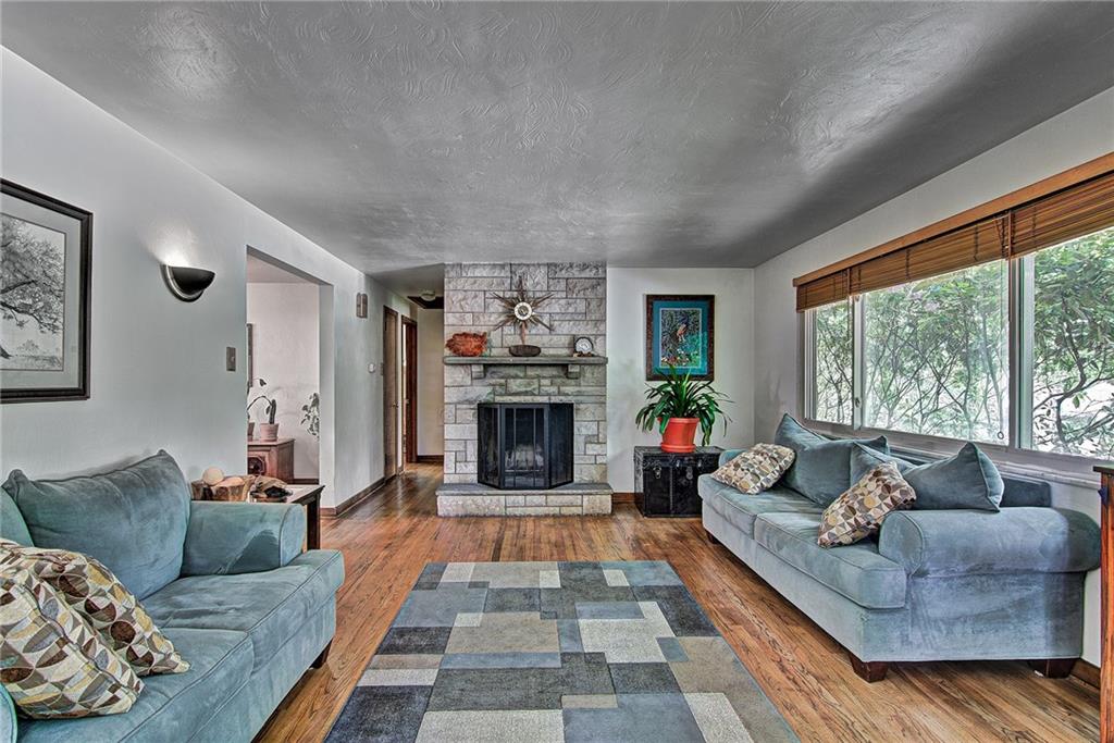 312 Sunset Road Pittsburgh, PA 15237 - Photo 4 of 22