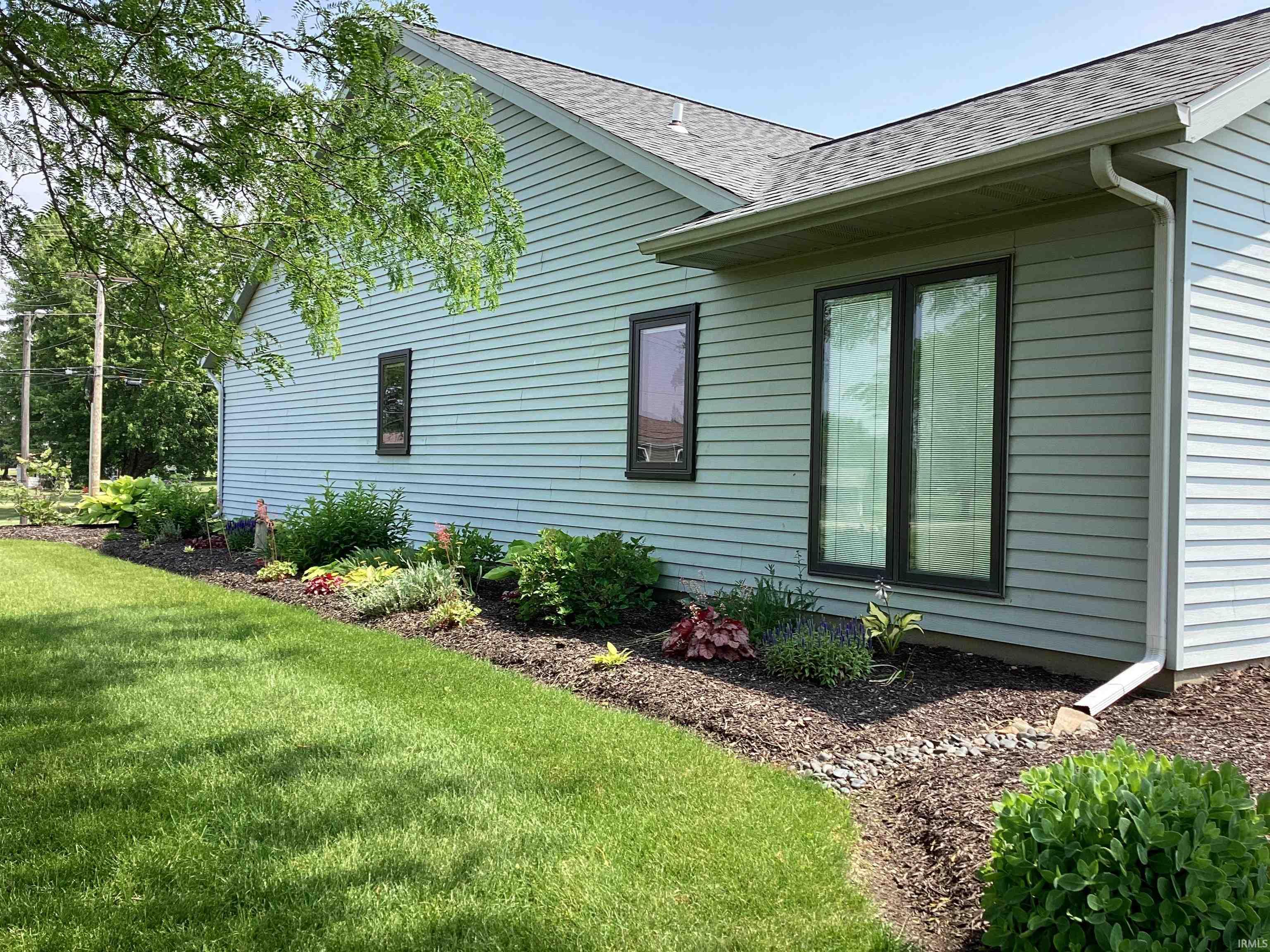 1016 East Monroe Street Decatur, IN 46733 - Photo 4 of 31