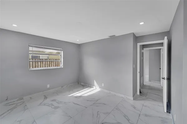 $2,950 | 4681 Southwest 43rd Terrace, Fort Lauderdale, FL 33314