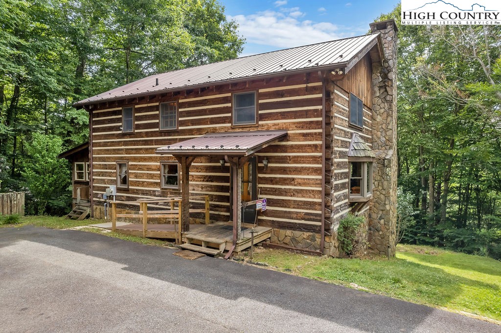 498 Jake Blackburn Road Lansing, NC 28643 - Photo 3 of 47 Gallery Image 3
