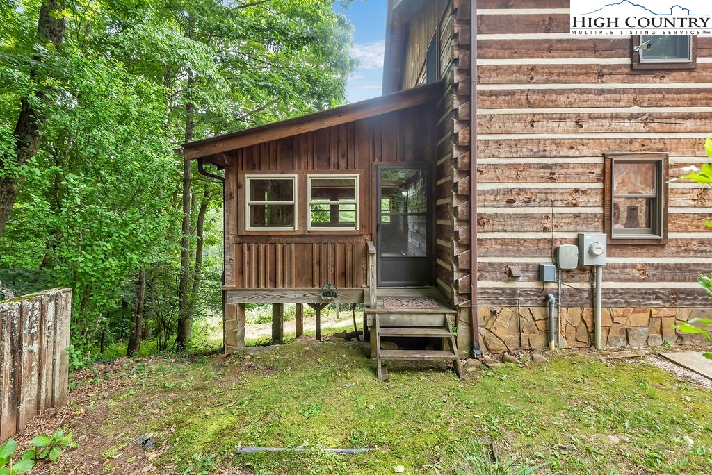 498 Jake Blackburn Road Lansing, NC 28643 - Photo 6 of 47 Gallery Image 6