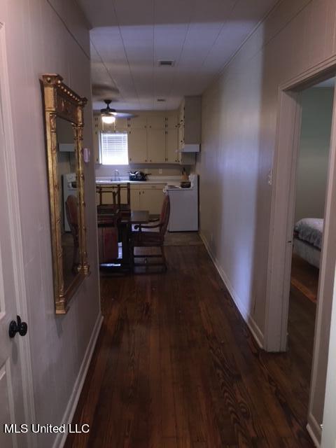 2710 US 49 Collins, MS 39428 - Photo 8 of 25 IMG_3301