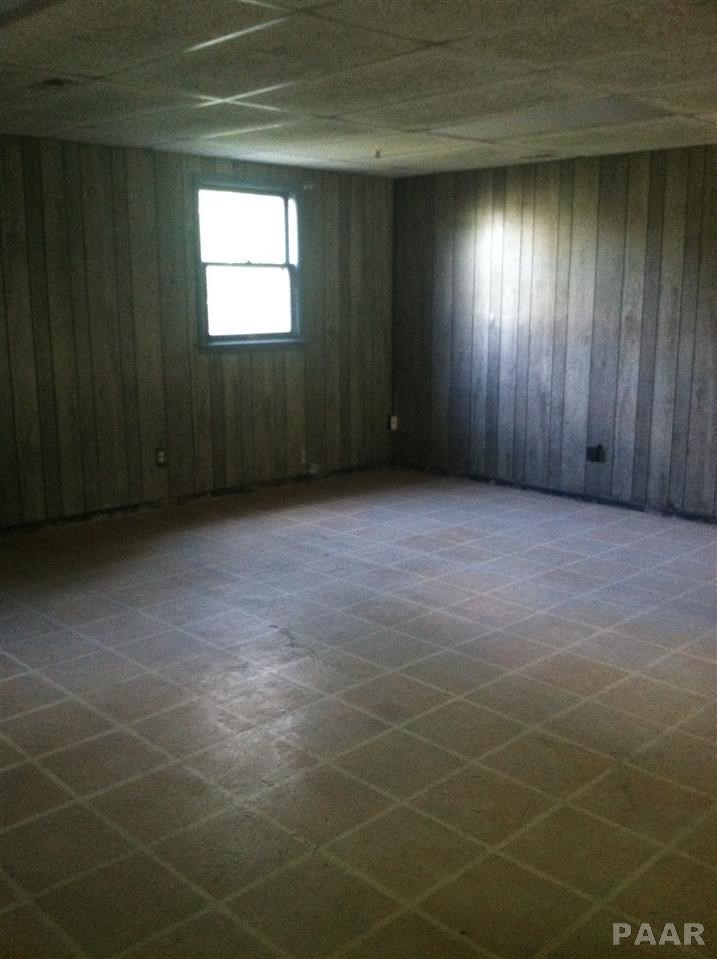 1539 Hickory Point Road Metamora, IL 61548 - Photo 5 of 8
