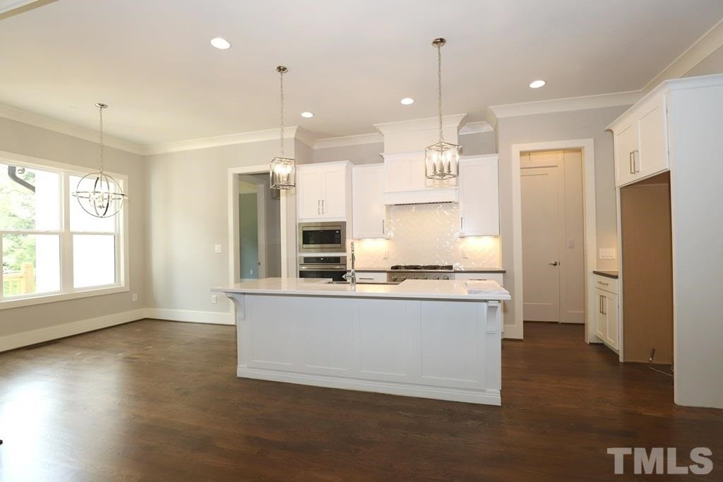 3901 Littlefield Court Raleigh, NC 27606 - Photo 5 of 30 Photo 5