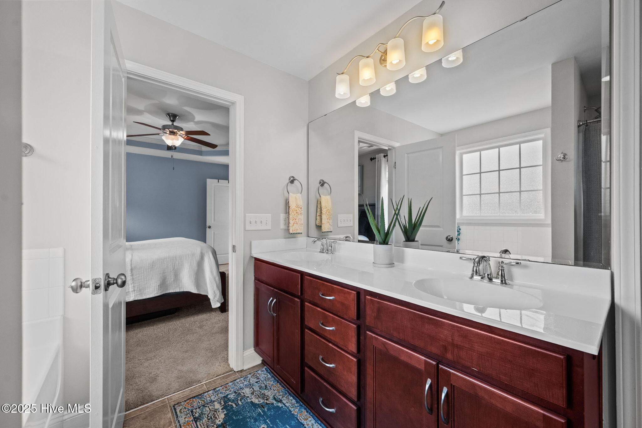 206 Bungalow Road Holly Ridge, NC 28445 - Photo 23 of 41 En Suite