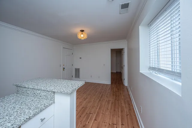 $1,650 | 338 King Street, Unit C, Charleston, SC 29401