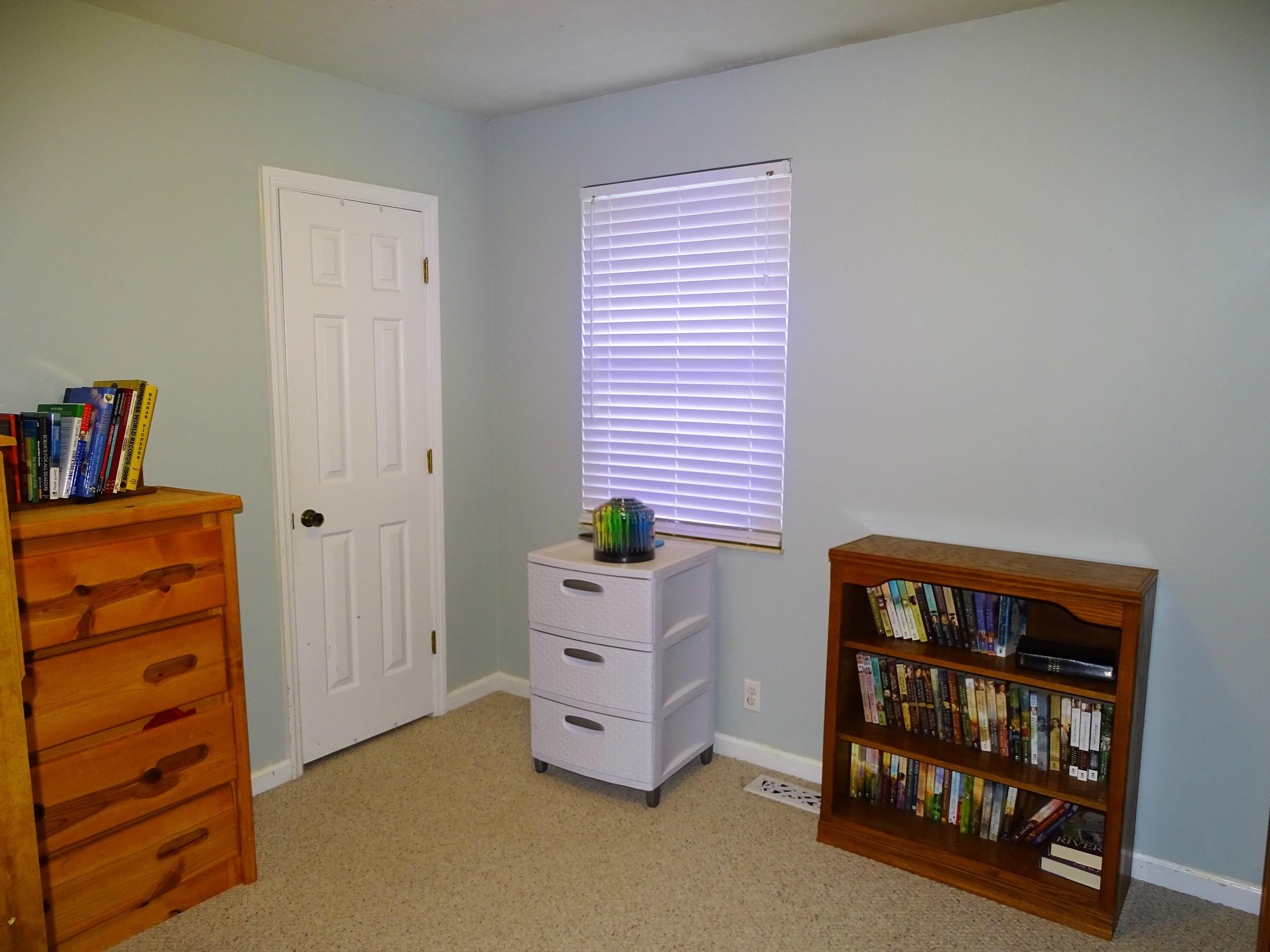 1627 Colonade Road Knoxville, TN 37922 - Photo 11 of 21 9 - BR# 2
