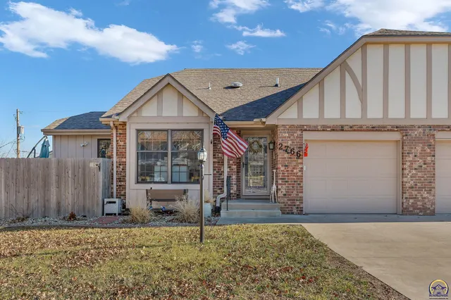$239,900 | 2766 Southwest Arrowhead Road, Topeka, KS 66614